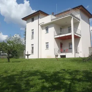 Emilia , Castronno Italia